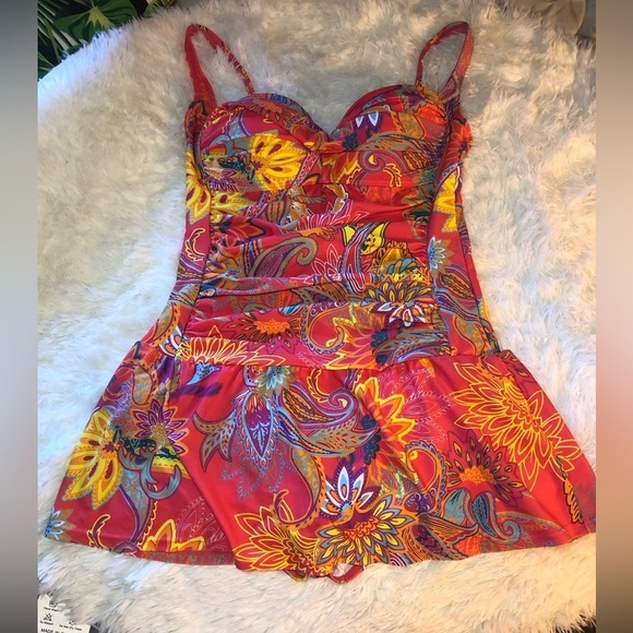 VENUS Pink Paisley One Piece Swimsuit - Picture 9 of 16